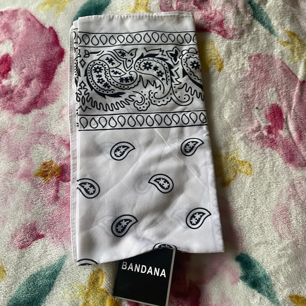 Black and White BANDANA Scarf brand new unisex